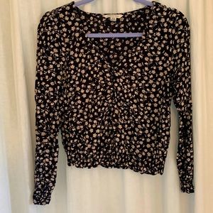 American Eagle small long sleeve blouse